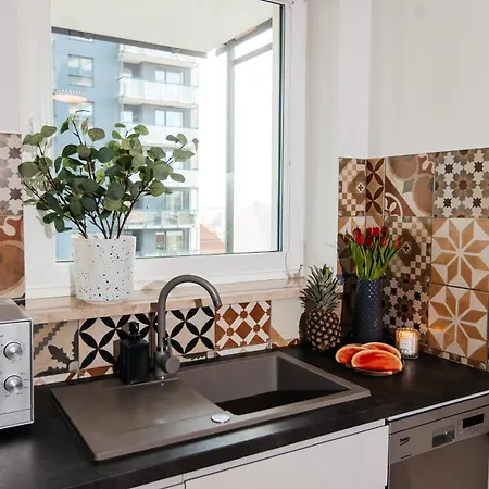 Apartment Maya's Flats & 25 - Z Widokiem Bastion Walowa, Gdansk