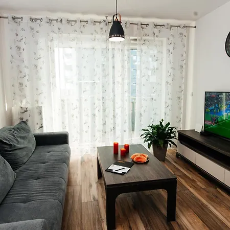 Maya's Flats & 25 - Z Widokiem Bastion Walowa, Apartment