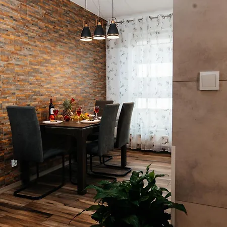 Apartment Maya's Flats & 25 - Z Widokiem Bastion Walowa,