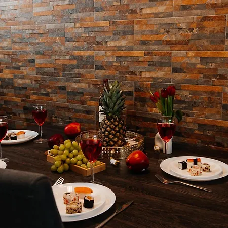 Maya's Flats & 25 - Z Widokiem *