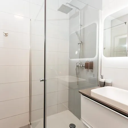 Maya's Flats & 25 - Z Widokiem