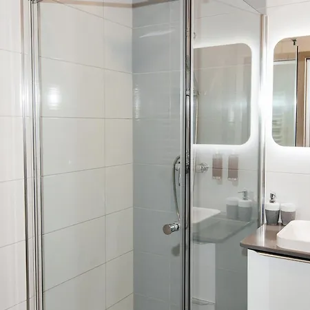 Maya's Flats & 25 - Z Widokiem *