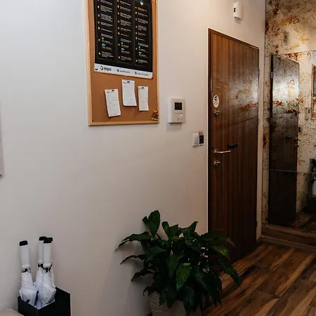 Maya's Flats & 25 - Z Widokiem *