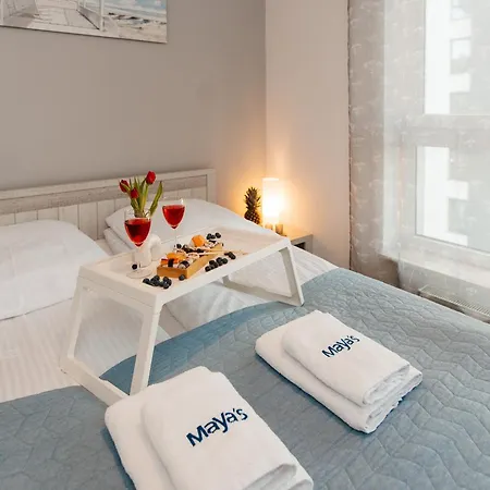 Maya's Flats & 25 - Z Widokiem Apartment Danzig