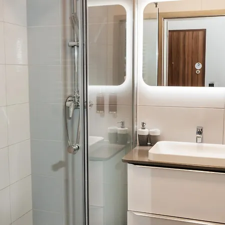 Maya's Flats & 25 - Z Widokiem Apartment *